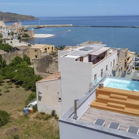 Luxmari & Szálloda Castellammare del Golfo